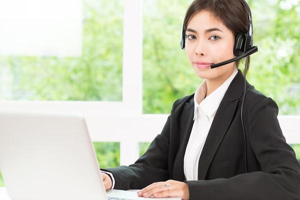Đội ngũ hỗ trợ khách hàng 23win 24/7